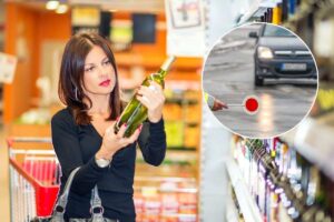 Scelta vino al supermercato stop auto